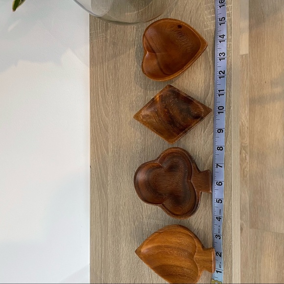4pc Mango Wood Playing Card Symbols Small Tray - Picture 2 of 7